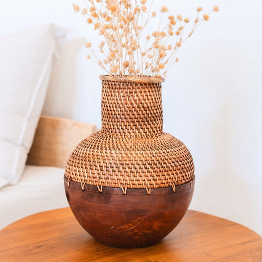 Vase Kamari aus Rattan