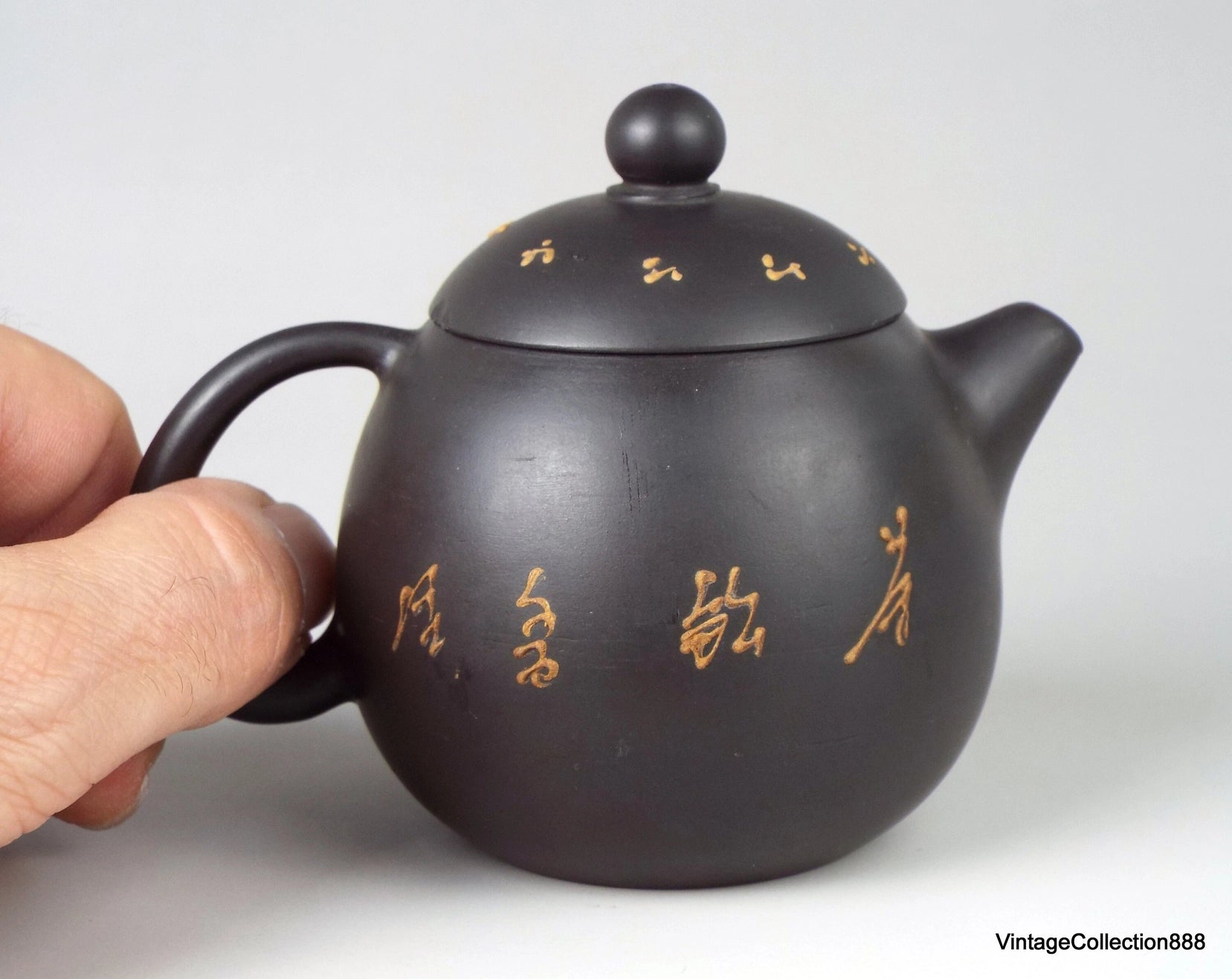 Vintage-Teekanne aus Ton, chinesische Kalligrafie, Yixing Zisha