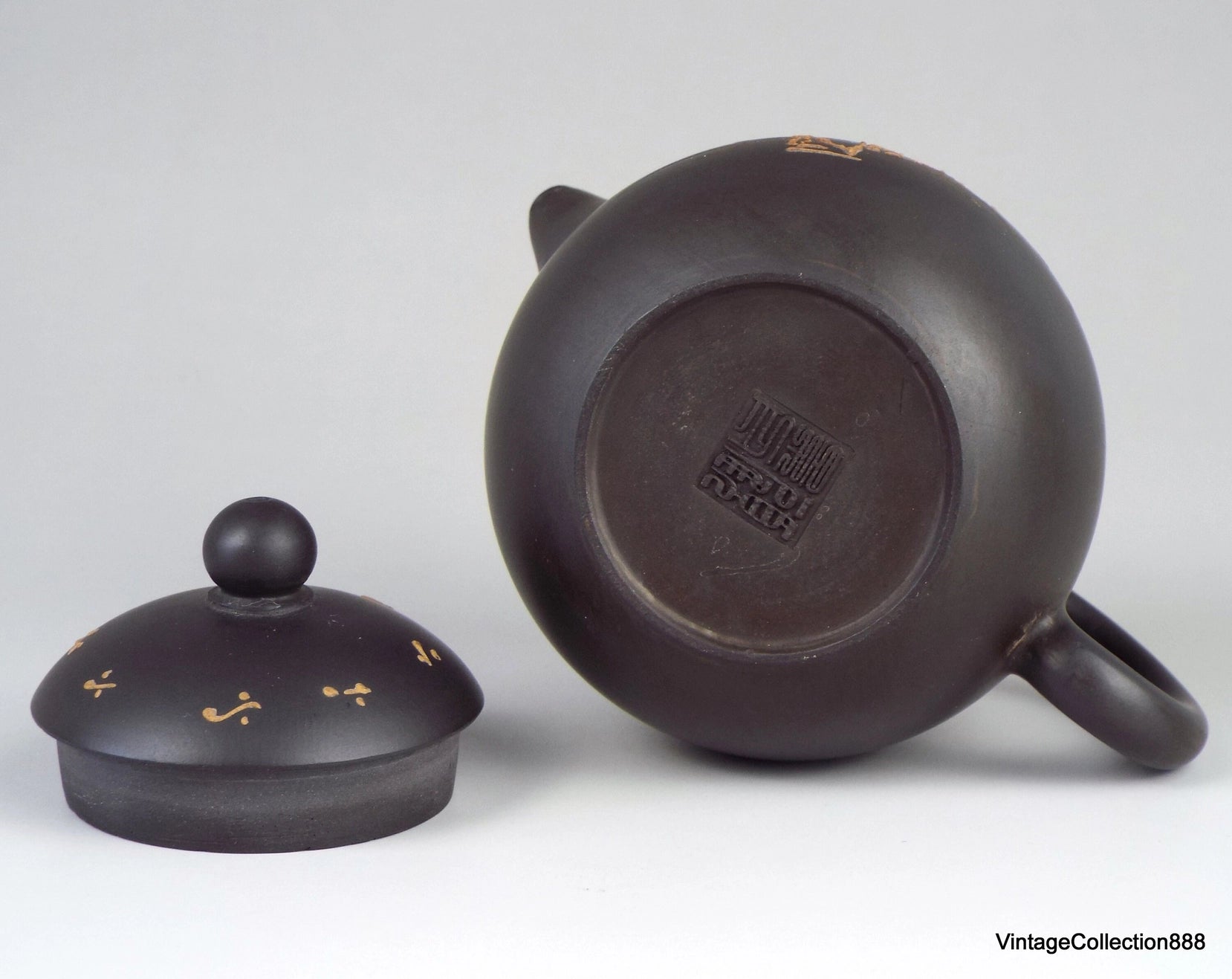 Vintage-Teekanne aus Ton, chinesische Kalligrafie, Yixing Zisha