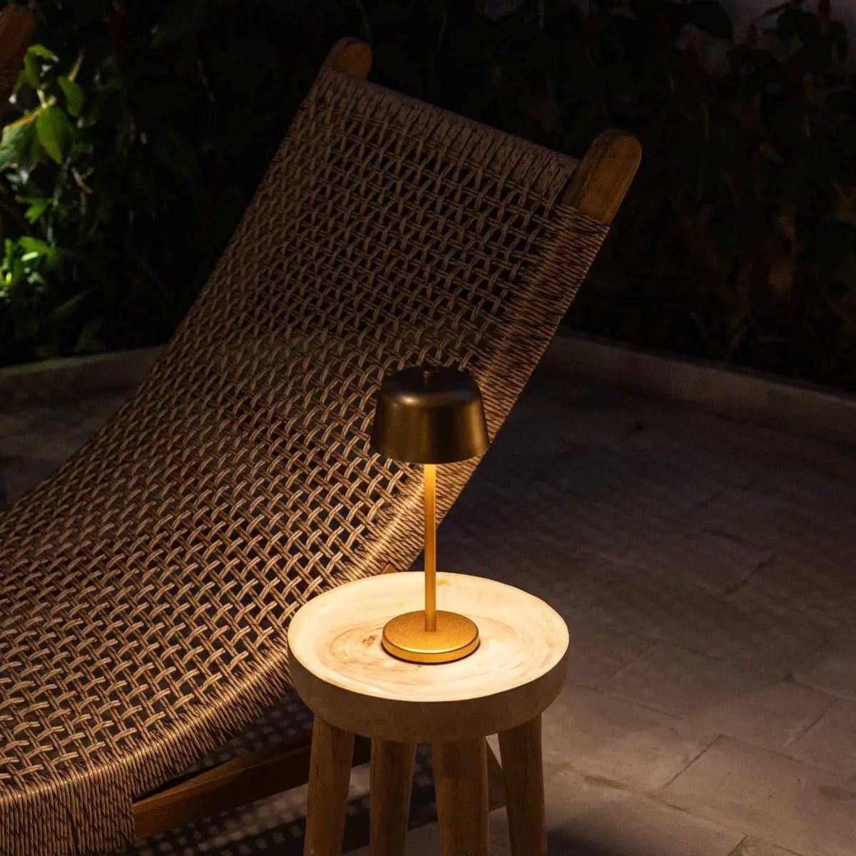 Anton kabellose Tischlampe in Gold