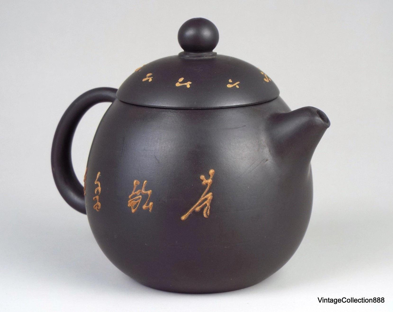 Vintage-Teekanne aus Ton, chinesische Kalligrafie, Yixing Zisha