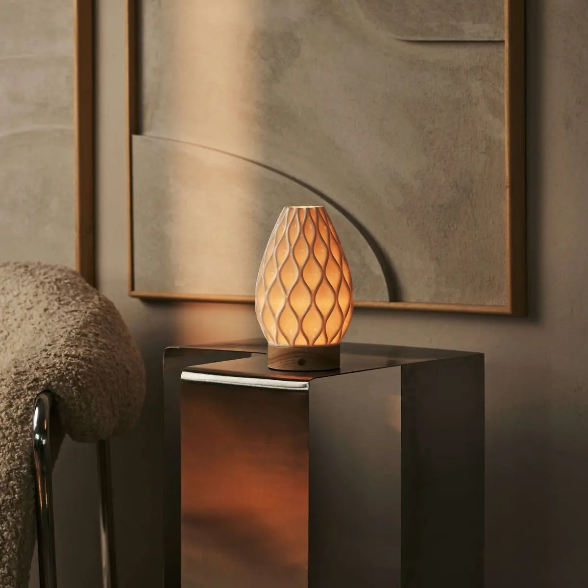 Vela kabellose Tischlampe aus Holz & Porzellan