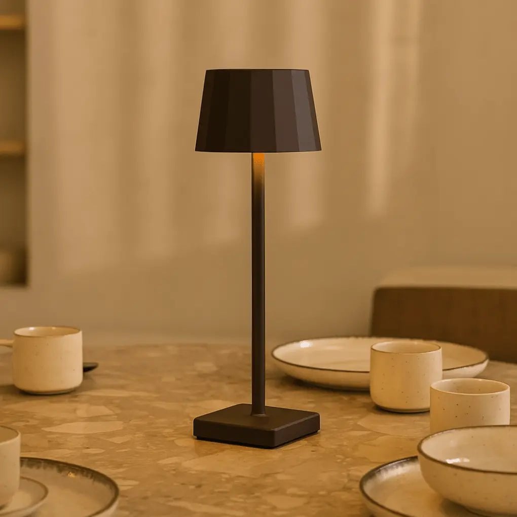 Kabellose Tischlampe Wouter in Mokkabraun